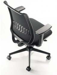 Кресло офисное черный цвет